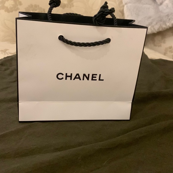 Chanel mini bag - Picture 1 of 2